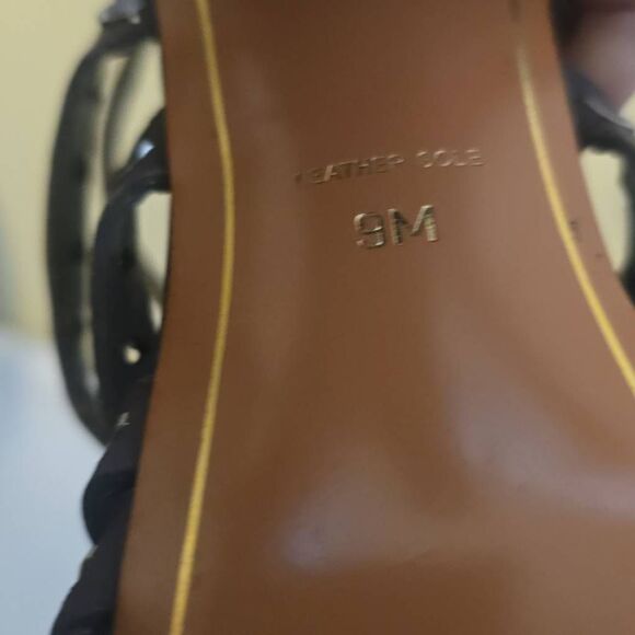 Charles Jourdan Brownish Gray Leather Sandals w/Heels, Flat Studs, Size 9, NEW - Picture 9 of 10